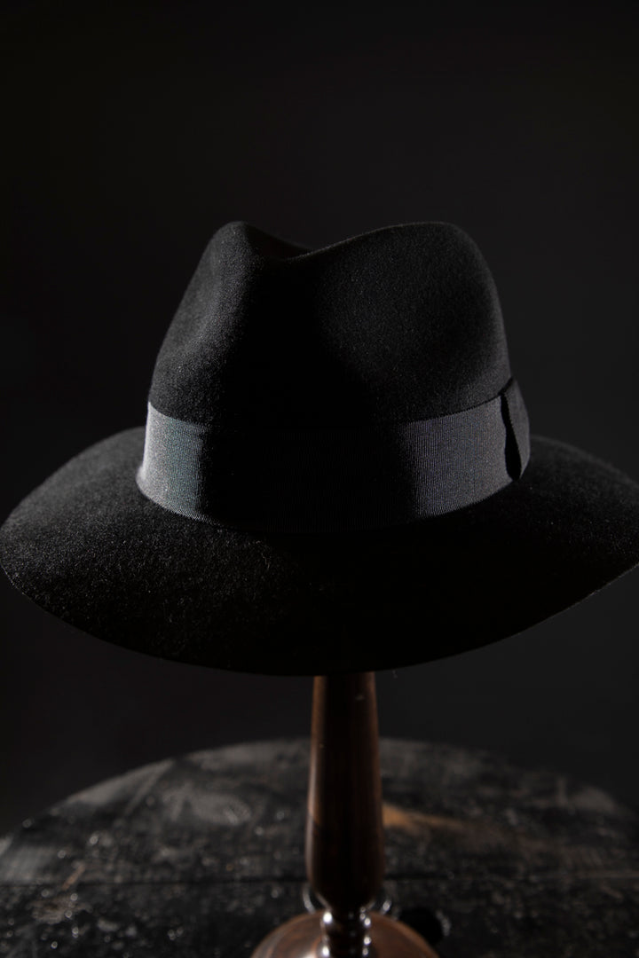 Wool Felt Fedora - Deluxe, high quality hats for men and women. Our collection of hats including wool felt top hats, fedoras, bowlers, caps, fedoras, trilbys, cloches and more are a wonderful addition to a 1920s Gangster or Gatsby costume, or the perfect fashion accessory. Shop online, or visit our Mornington hat store to see all that we have to offer.
