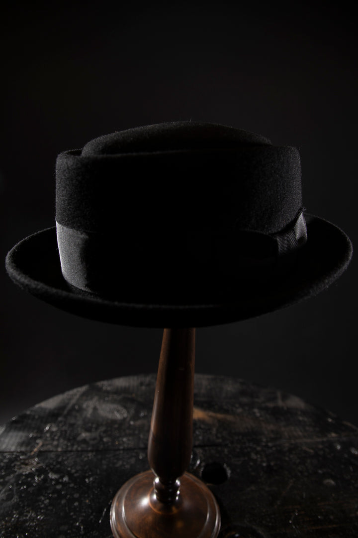 Wool Felt Pork Pie Hat - Deluxe, high-quality hats for men and women. Our collection of hats including wool felt top hats, fedoras, bowlers, caps, fedoras, trilbys, cloches and more are a wonderful addition to a 1920s Gangster or Gatsby costume, or the perfect fashion accessory. Shop online, or visit our Mornington hat store to see all that we have to offer.