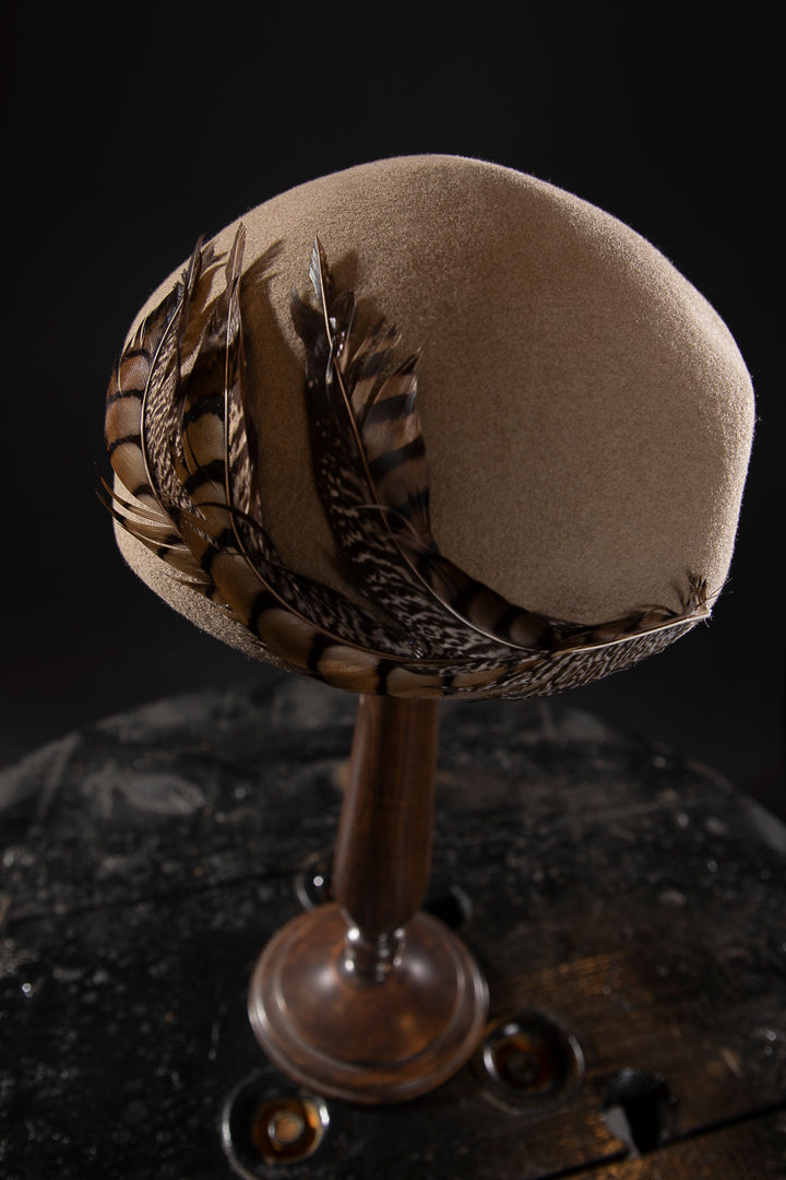 Structured Wool 1920s Beret with Feather -Deluxe, high-quality hats for men and women. Our collection of hats including wool felt top hats, fedoras, bowlers, caps, fedoras, trilbys, cloches and more are a wonderful addition to a 1920s Gangster or Gatsby costume, or the perfect fashion accessory. Shop online, or visit our Mornington hat store to see all that we have to offer.