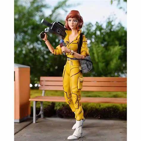 TMNT CARTOON ULTIMATE APRIL O’NEIL – 7″ SCALE ACTION FIGURE