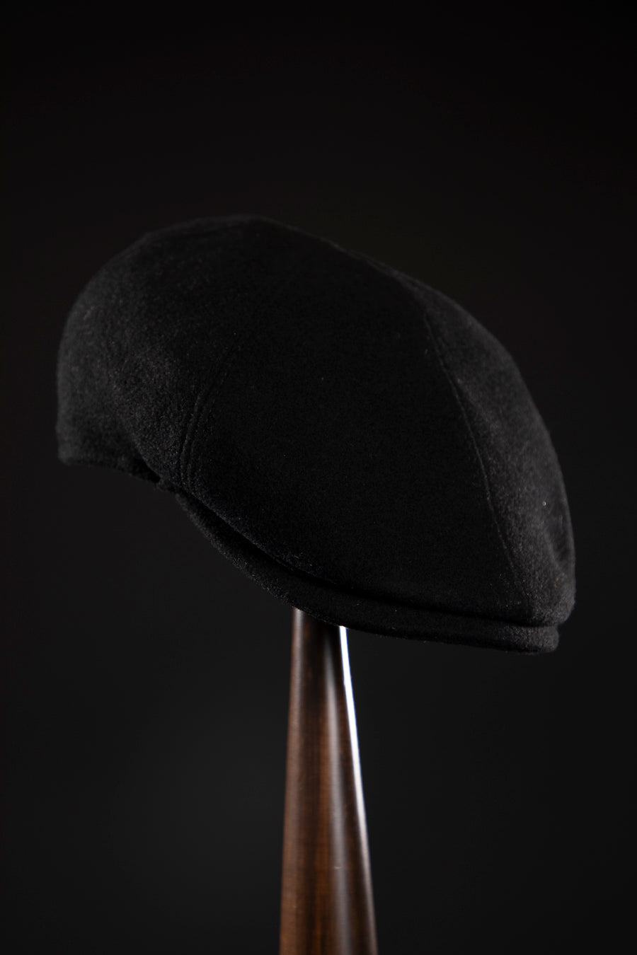 Peaky Blinders Tommy Shelby Hat Flechet Flat Cap - Deluxe, high quality hats for men and women. Our collection of hats including wool felt top hats, fedoras, bowlers, caps, fedoras, trilbys, cloches and more are a wonderful addition to a 1920s Gangster or Gatsby costume, or the perfect fashion accessory. Shop online, or visit our Mornington hat store to see all that we have to offer.