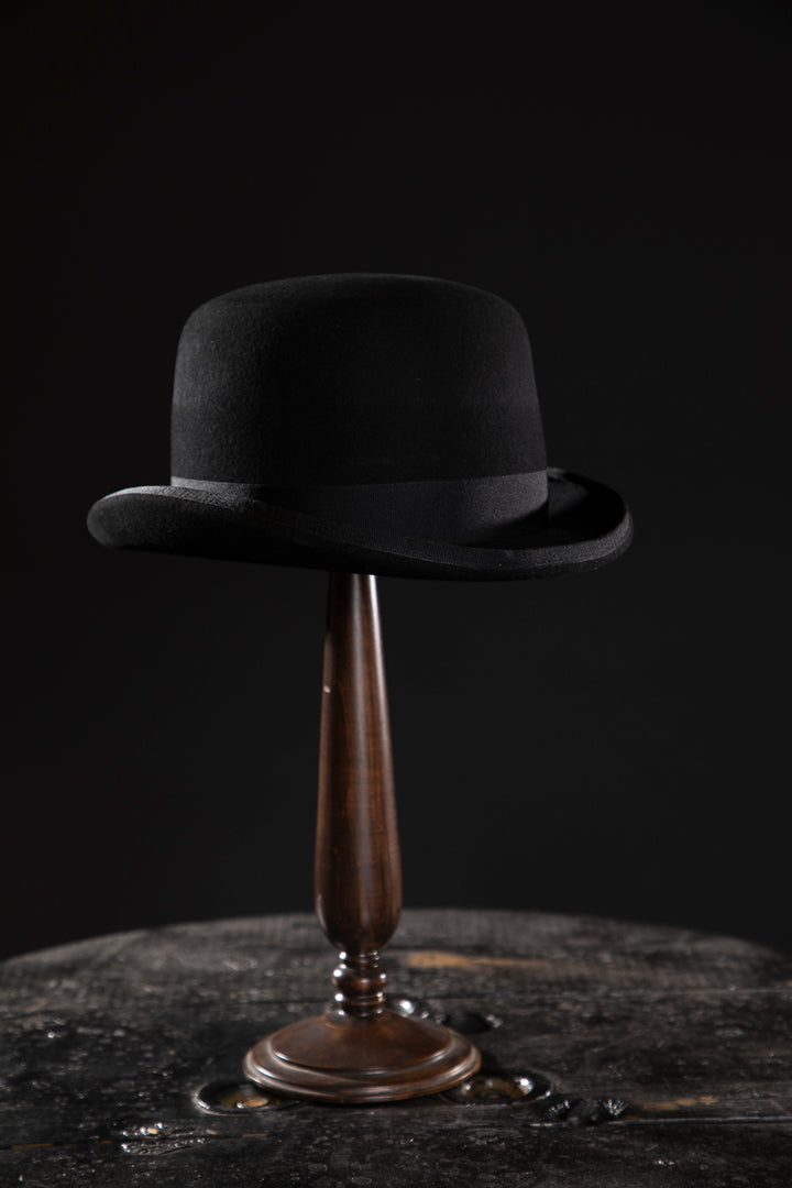 Wool Felt Bowler Hat - Deluxe, high quality hats for men and women. Our collection of hats including wool felt top hats, fedoras, bowlers, caps, fedoras, trilbys, cloches and more are a wonderful addition to a 1920s Gangster or Gatsby costume, or the perfect fashion accessory. Shop online, or visit our Mornington hat store to see all that we have to offer.