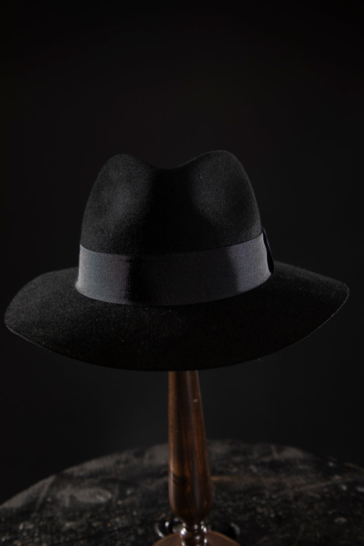 Wool Felt Fedora - Deluxe, high quality hats for men and women. Our collection of hats including wool felt top hats, fedoras, bowlers, caps, fedoras, trilbys, cloches and more are a wonderful addition to a 1920s Gangster or Gatsby costume, or the perfect fashion accessory. Shop online, or visit our Mornington hat store to see all that we have to offer.