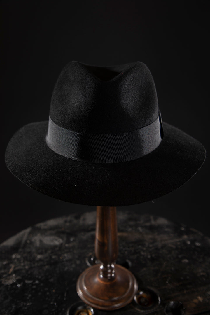 Wool Felt Fedora - Deluxe, high quality hats for men and women. Our collection of hats including wool felt top hats, fedoras, bowlers, caps, fedoras, trilbys, cloches and more are a wonderful addition to a 1920s Gangster or Gatsby costume, or the perfect fashion accessory. Shop online, or visit our Mornington hat store to see all that we have to offer.