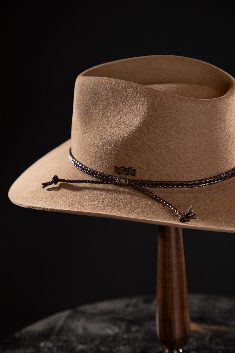 Flinders Rancher Outback Cowboy Hat - Deluxe, high quality hats for men and women. Our collection of hats including wool felt top hats, fedoras, bowlers, caps, fedoras, trilbys, cloches and more are a wonderful addition to a 1920s Gangster or Gatsby costume, or the perfect fashion accessory. Shop online, or visit our Mornington hat store to see all that we have to offer.