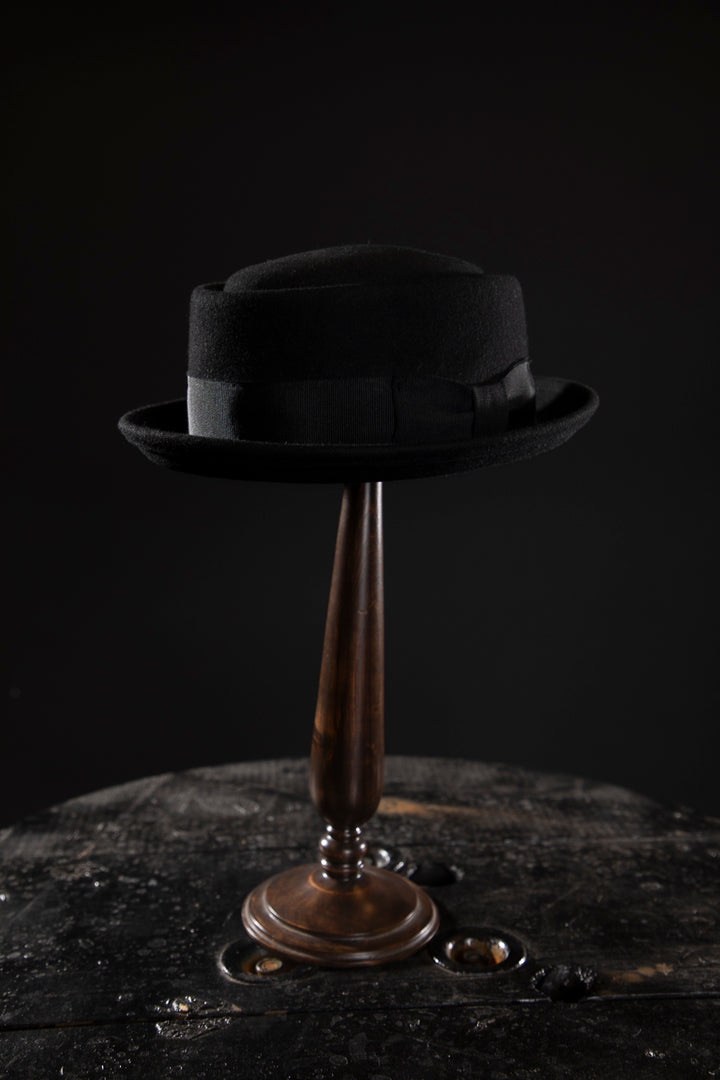 Wool Felt Pork Pie Hat - Deluxe, high-quality hats for men and women. Our collection of hats including wool felt top hats, fedoras, bowlers, caps, fedoras, trilbys, cloches and more are a wonderful addition to a 1920s Gangster or Gatsby costume, or the perfect fashion accessory. Shop online, or visit our Mornington hat store to see all that we have to offer.