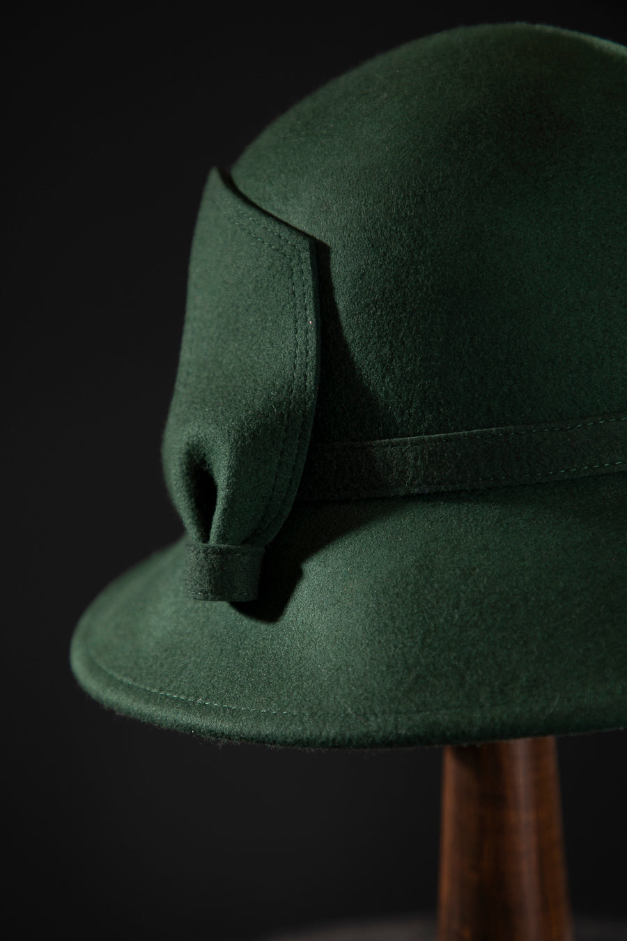 Wool Bell 1920s Cloche - Deluxe, high-quality hats for men and women. Our collection of hats including wool felt top hats, fedoras, bowlers, caps, fedoras, trilbys, cloches and more are a wonderful addition to a 1920s Gangster or Gatsby costume, or the perfect fashion accessory. Shop online, or visit our Mornington hat store to see all that we have to offer.