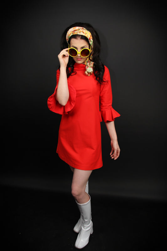 Vintage 1960s Mod Dress Costume Hire or Cosplay, plus Makeup and Photography. Proudly by and available at, Little Shop of Horrors Costumery 6/1 Watt Rd Mornington & Melbourne